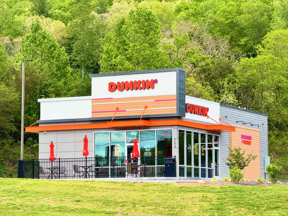 Dunkin' site at 950 E Foothill Blvd